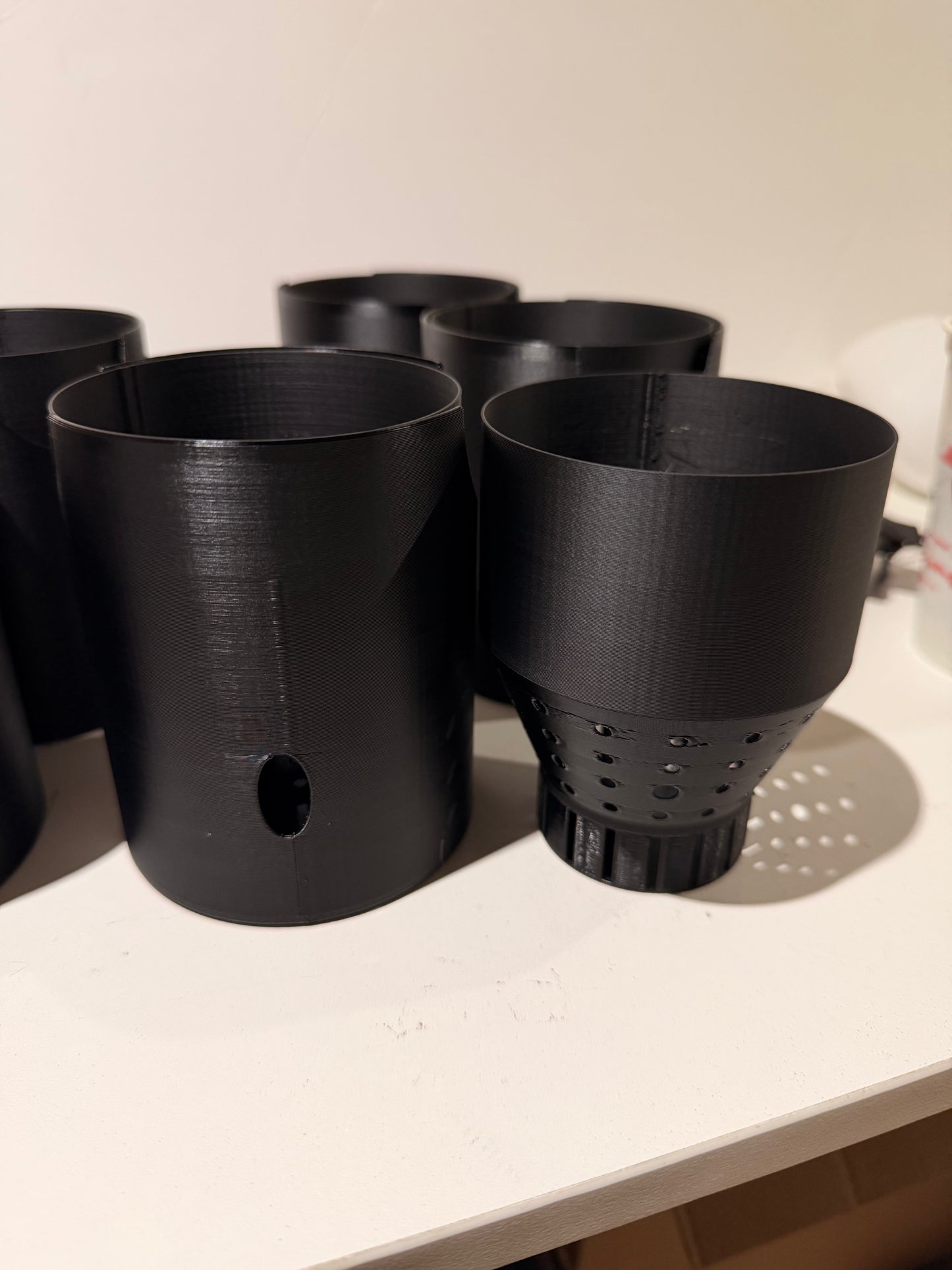 3D printed self watering pot